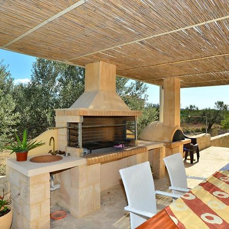 Villa Konstantinos 6 Bedrooms Aegina ภายนอก รูปภาพ