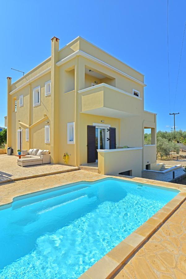 Villa Konstantinos 6 Bedrooms Aegina ภายนอก รูปภาพ
