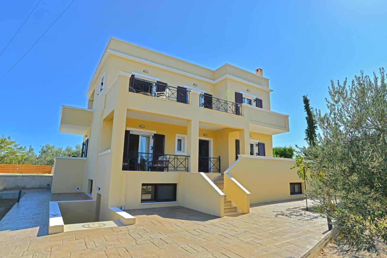 Villa Konstantinos 6 Bedrooms Aegina ภายนอก รูปภาพ