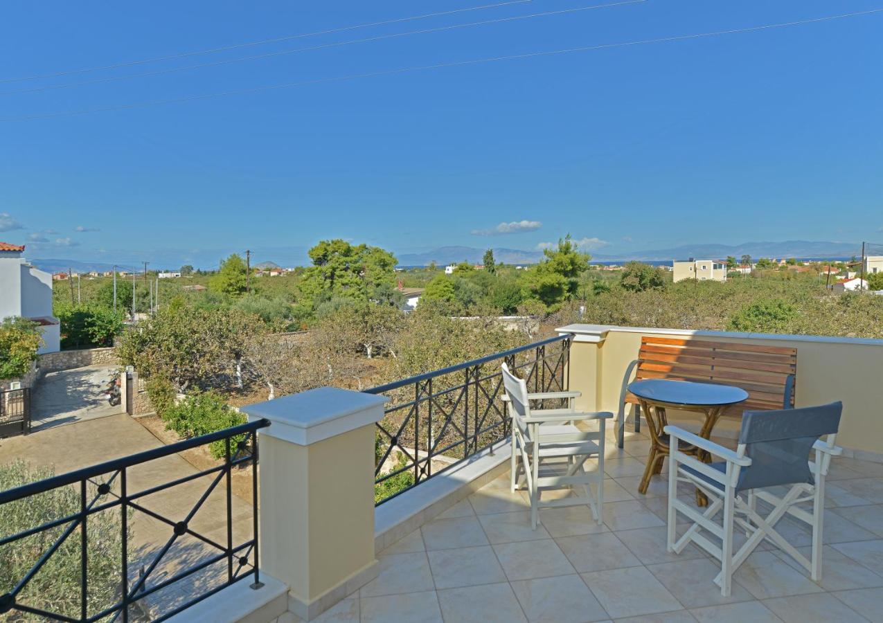Villa Konstantinos 6 Bedrooms Aegina ภายนอก รูปภาพ